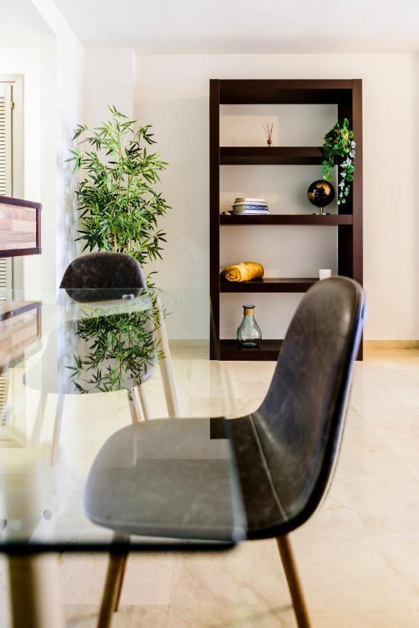 Marina With Sea Views, Pool And Parking Apartamento *