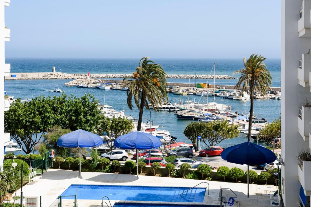 Marina With Sea Views, Pool And Parking